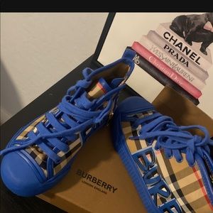 Graffiti Burberry shoes